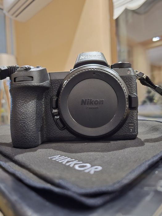 Фотоапарат Nikon Z7 и NIKKOR Z 35mm f1.8 S