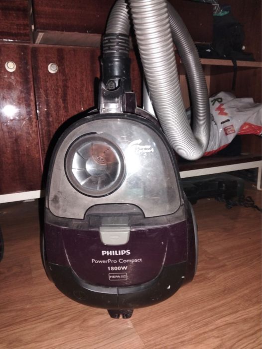 Пылесос филипс.