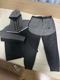 Nike tech fleece