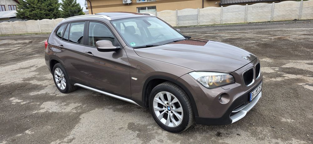 BMW X1 20D xDRIVE Automat, Panoramic, Xenon, Navi, Jante Vara-Iarna
