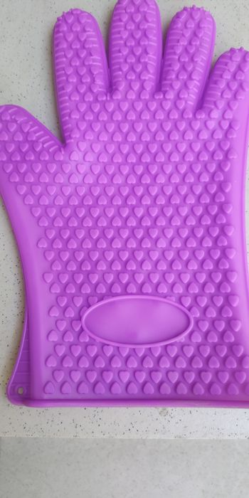 Кухонные перчатки резиновые новые