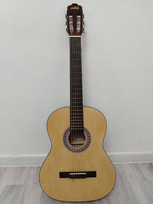 Классическая гитара ARG