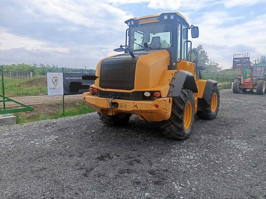 Incarcator Frontal JCB pentru dezmembrat
