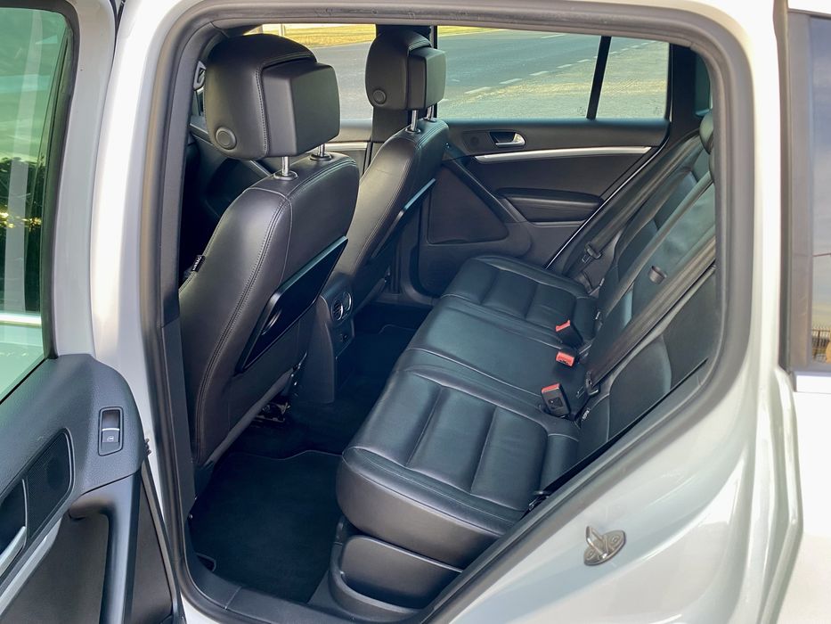 Volkswagen Tiguan / DSG / 4 Motion City Escape!