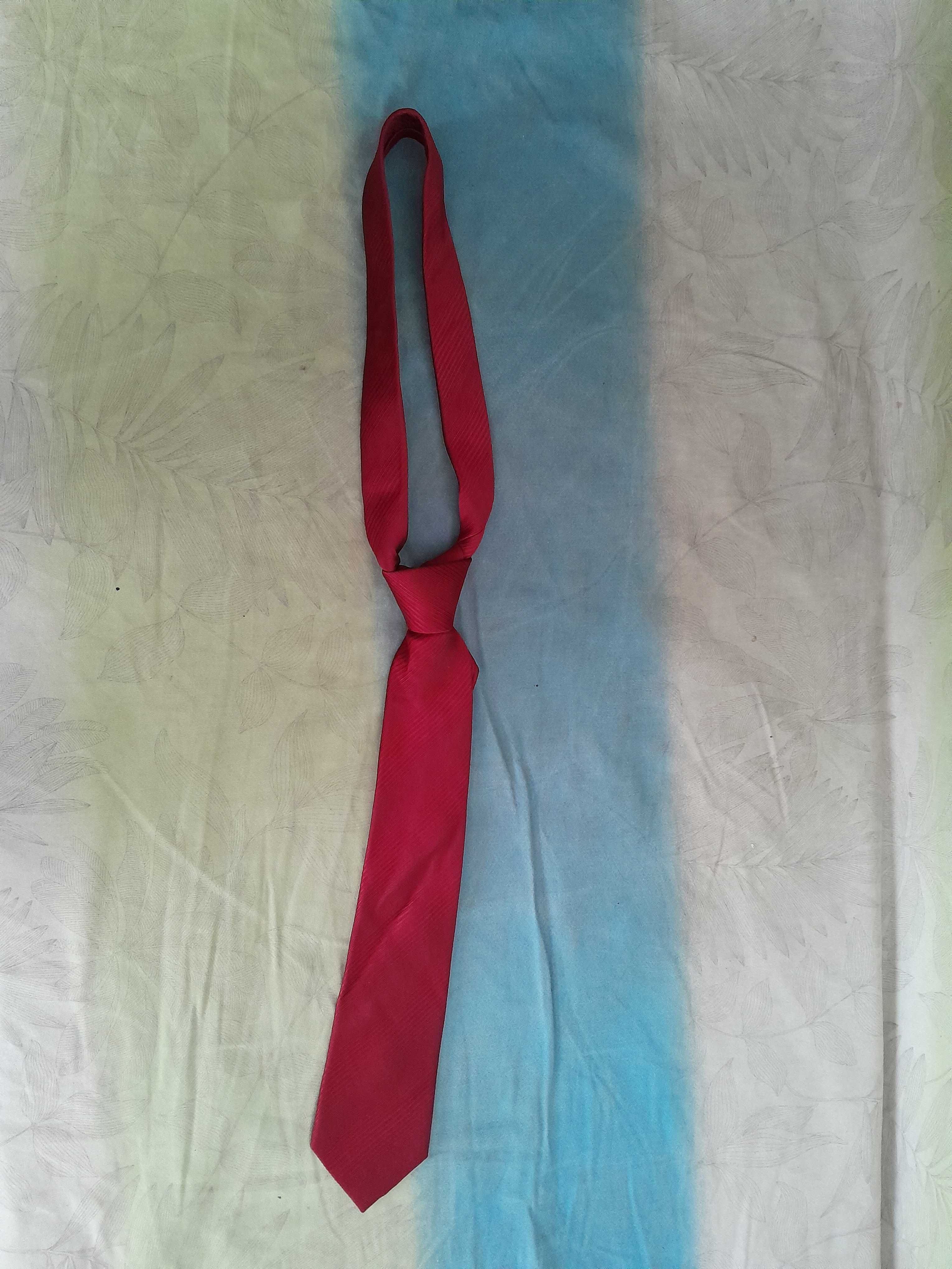 Cravata Canalejas visinie