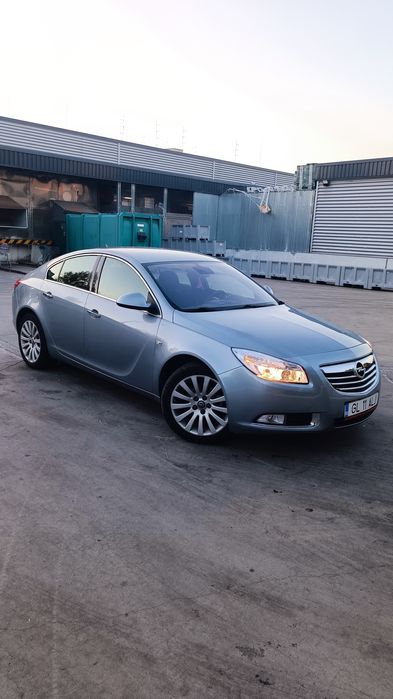 Opel Insignia Avariat (Cutie)