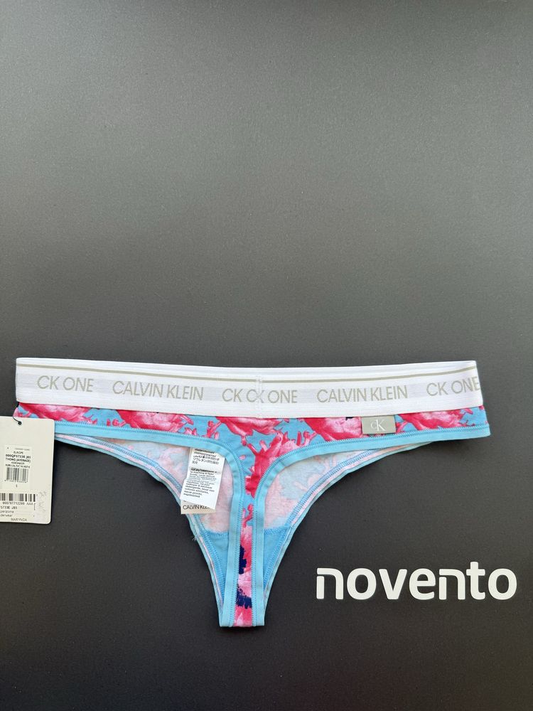 Прашки с флорални мотиви Calvin Klein /XS, S, M/