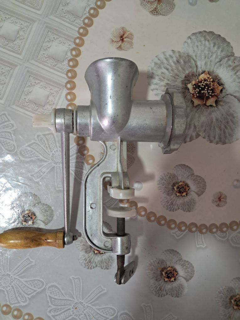 Мясорубка сатылады.
