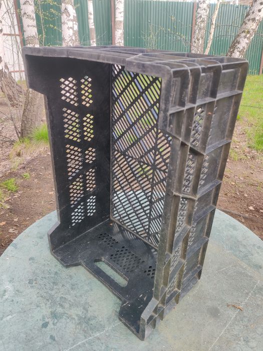 Пластиковые ящики