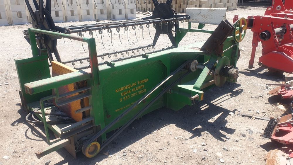 Мини жатка эни 2.5 м. Кчик трактор хам бўлади