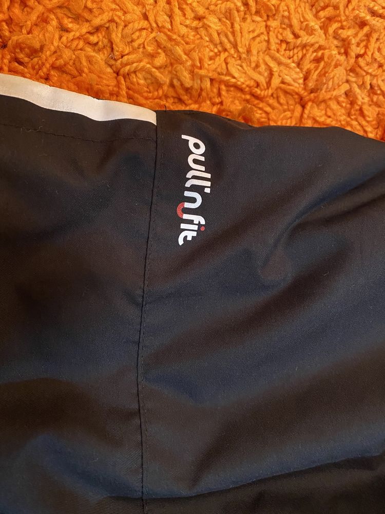 Pantalon ski aproape noi