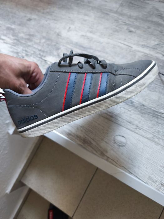 Маратонки 43 номер Adidas