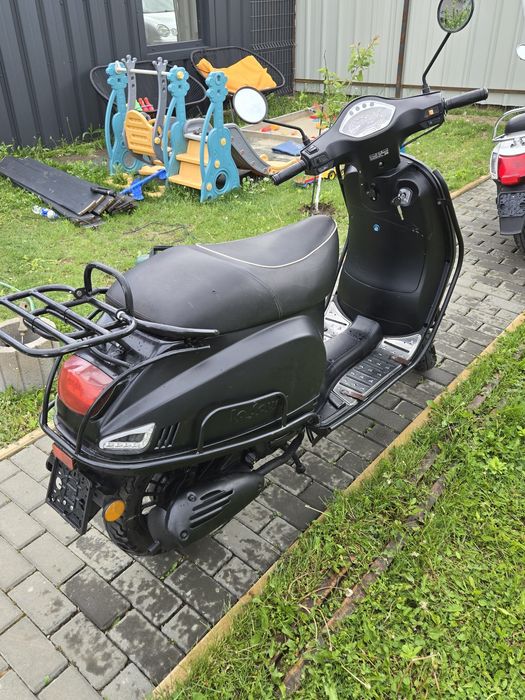 Scooter La Souris vespelini ! Fără permis !