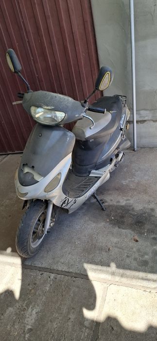 Scuter schimb cu boxa telefon  trotineta bicicleta scuter electric