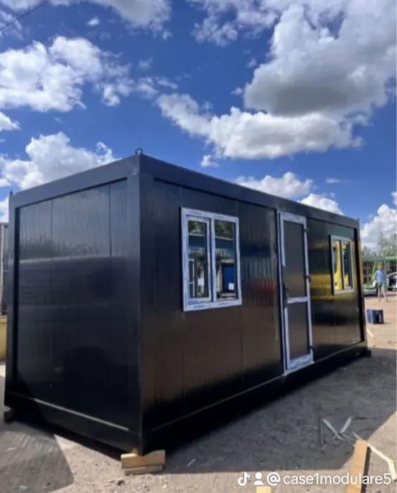 Vand containere pentru birou sau spatiu de depozitare. 
Producem dimen