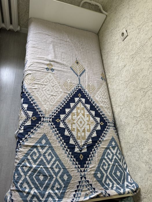 Спальные кровати