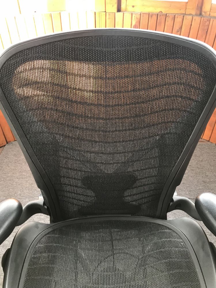 Herman Miller (Aeron)-ергономичен офис работен стол,Размер-B