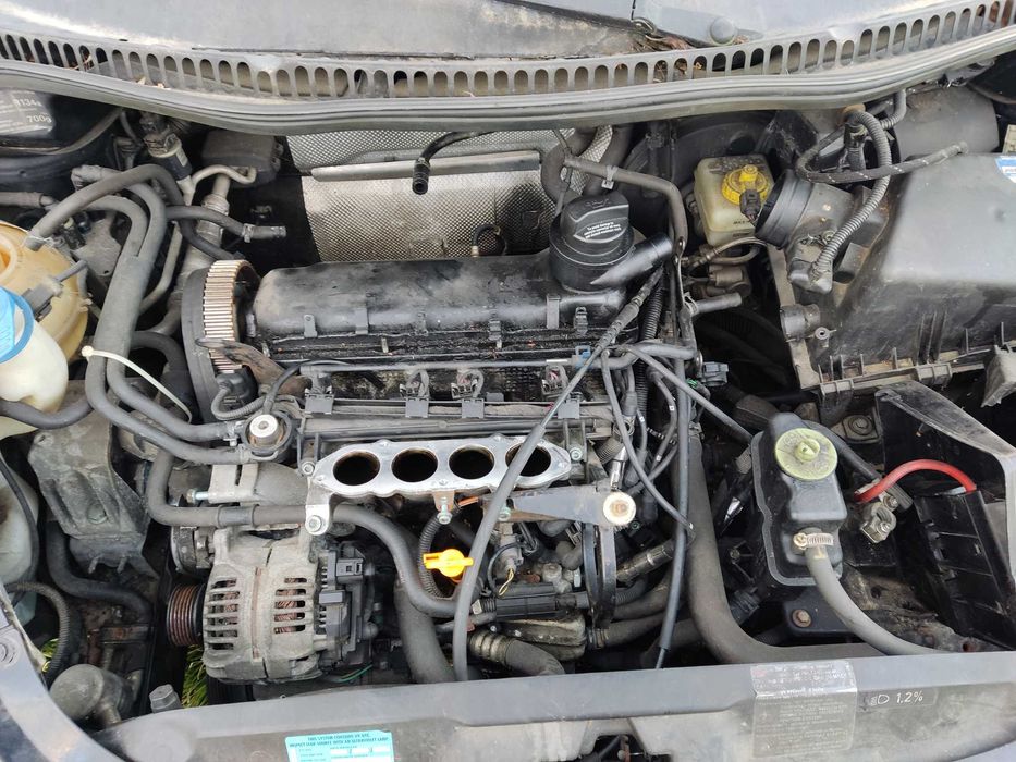 VW Beetle 2.0i na chasti new