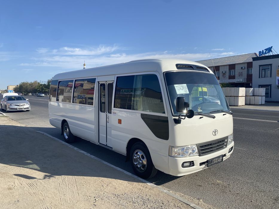 Аренда автобус Тойота костра