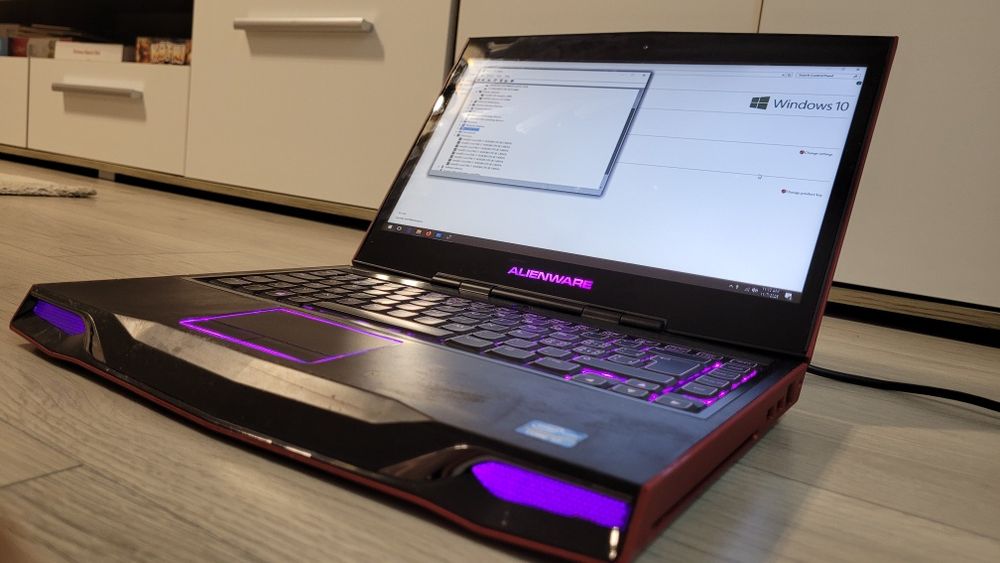 Laptop Alienware M14X i7 3630QM 2.4 GH / 8 GB / 1000 + 32 / GT 650M