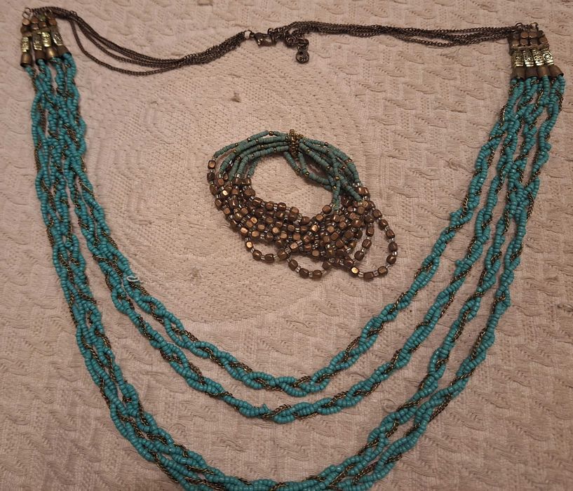 Продава гердан с гривна тюркоаз