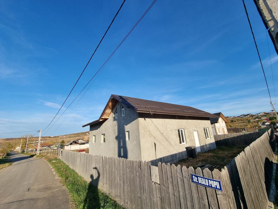 Casa la rosu,Cornesti,Miroslava
