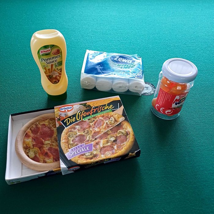 Дървен детски магазин+продукти+везна+каса