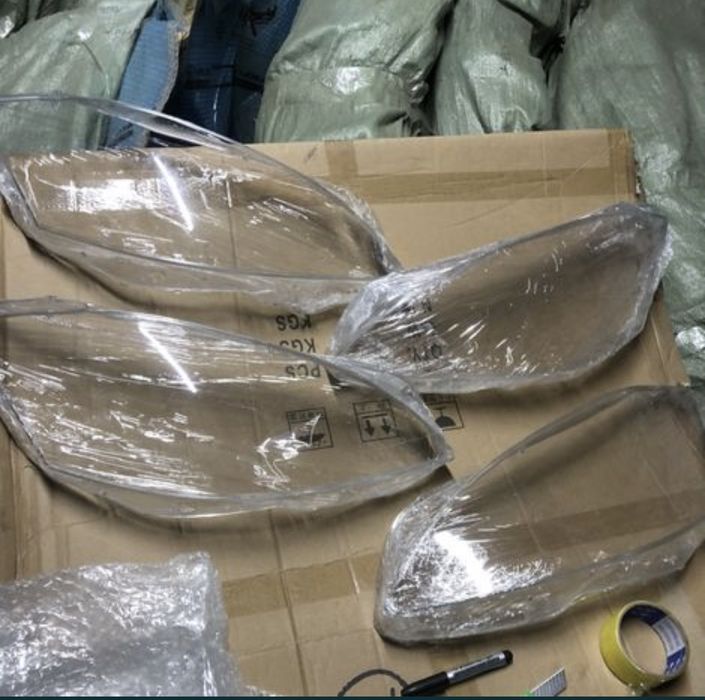 Стекло фары Mercedes W221 мерседес 221