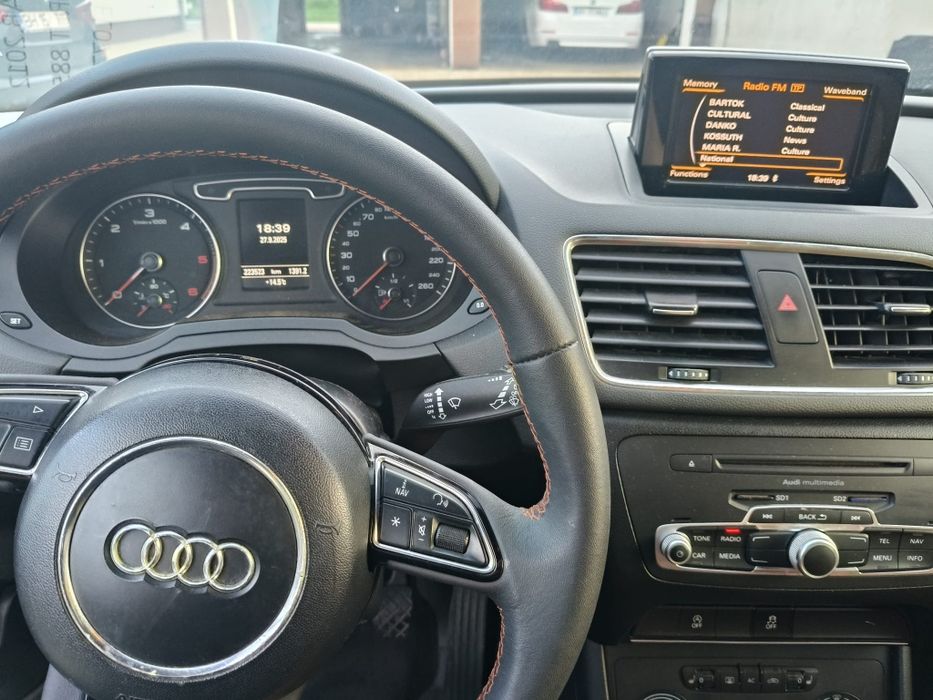 Vând Audi Q3 din 2012