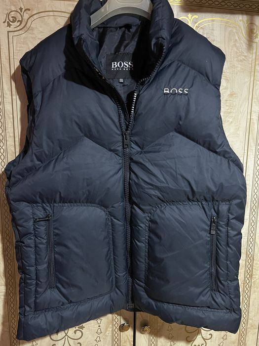 Мъжки елек boss гъщи пух