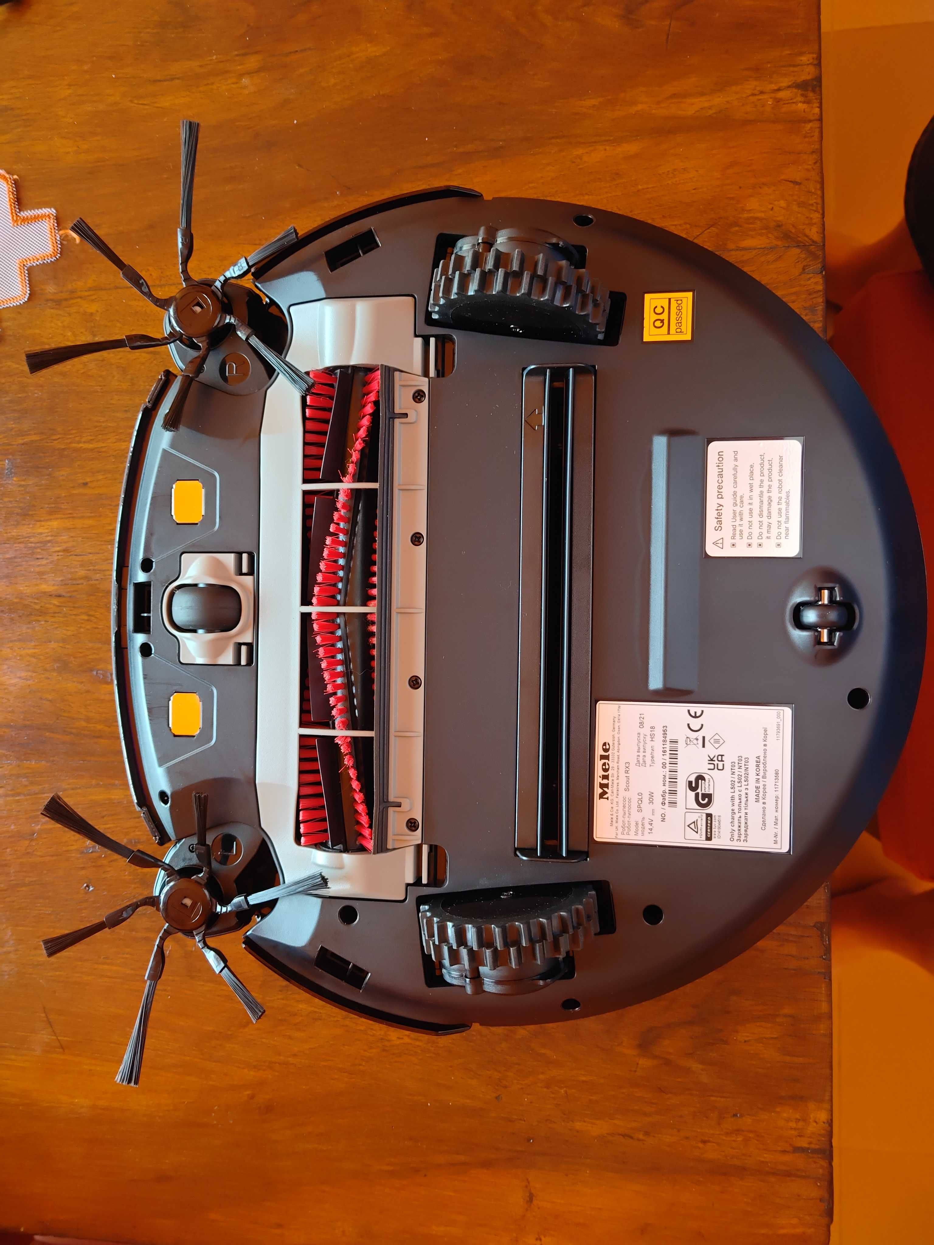 Робот прахосмукачка Miele Scout RX3 в ГАРАНЦИЯ