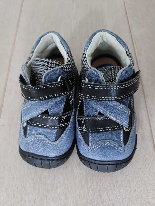 Бебешки обувки Scholl номер 19