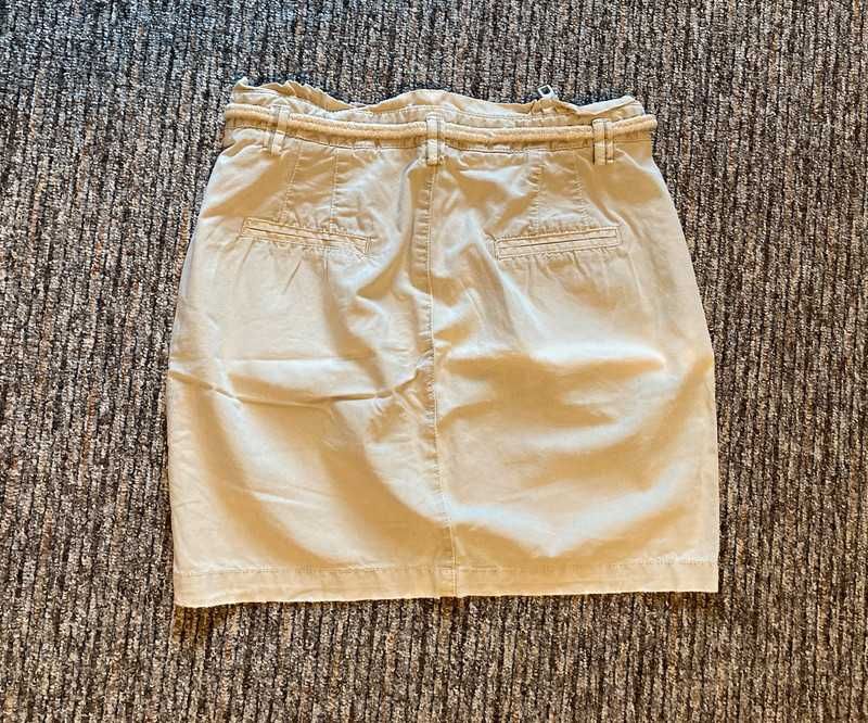 Fusta mini Zara cu buzunare - marimea XS