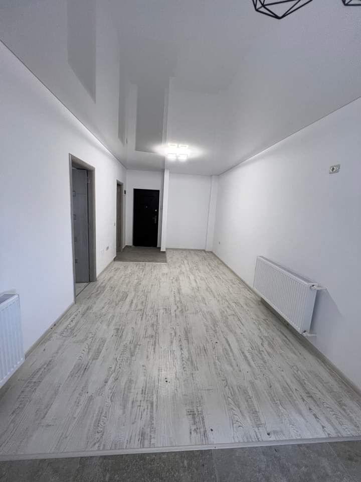 Zugrav execut glet 10 lei