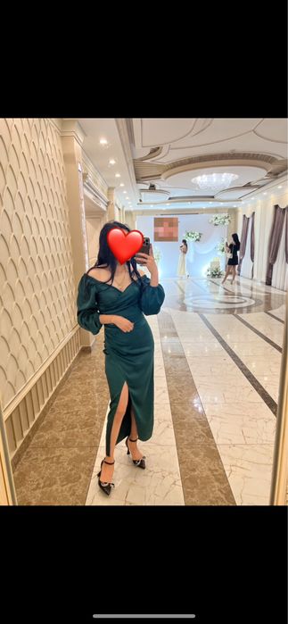 Продам платье изумруд