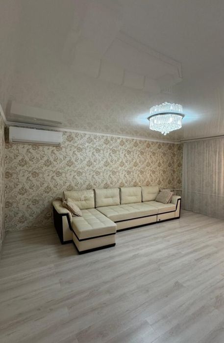 Продам, 2 комнатную квартиру очень хорошим ремонтом и с мебелью!!!