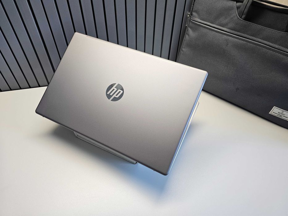 ПРОДАМ HP 250G10 2025 Ноутбук Core™ i3 13-ПОКОЛЕНИЯ/8GB/512SSD/15.6FHD
