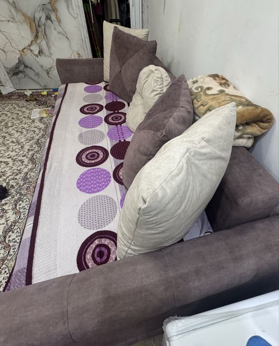 Диван для гостиной