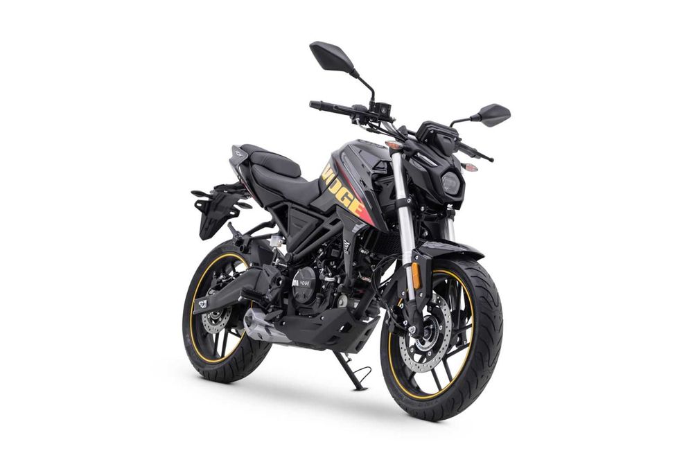 Motocicleta Voge 125R Naked, culoare negru, Cat.A1/A2/A