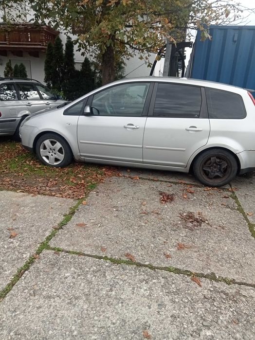 Vând mașină marca Ford focus cmax