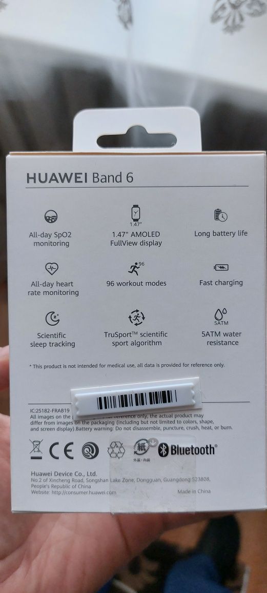 Смарт часы Huawei Band 6