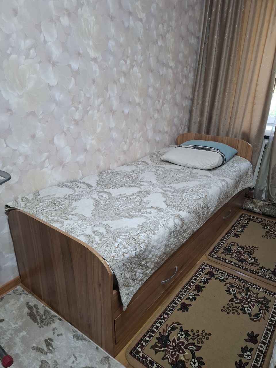 Продам кровати свои 2 штуки