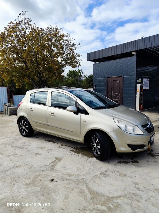 Vând Opel CORSA D 1.4