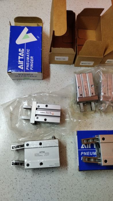 Cilindrii pneumatici Airtac