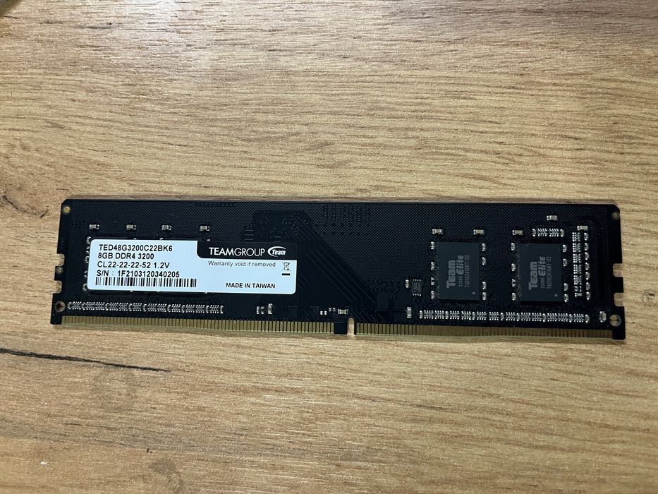 Продам ddr4 teamgroup elite 3200 8 gb