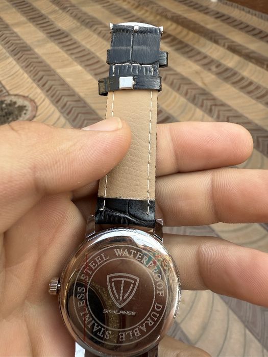 Erkaklar uchun qol soati SKYLANGE