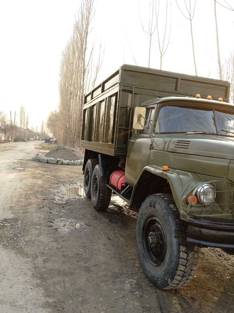 ZiL 131 юк автомашинаси