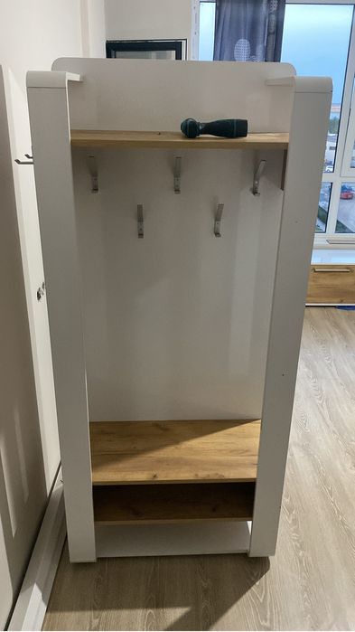 Портманто бял гланц