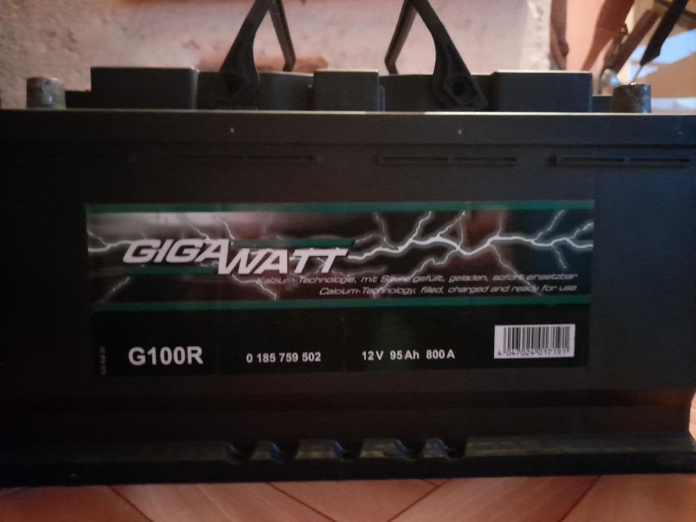Продавам акумулатор 95Ah 800A
