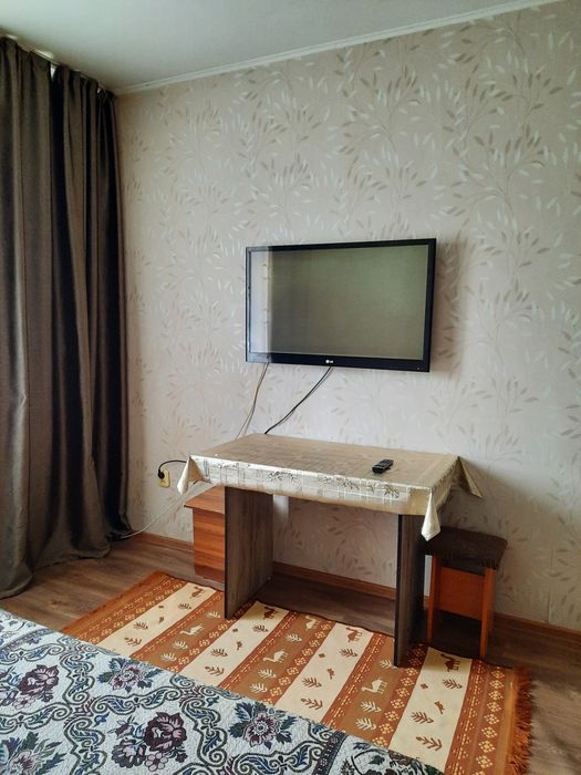 Сдам 1 ую кв, ночь 9 тыснедалеко ННМЦ по Аблайхана 42,район 7 поликл